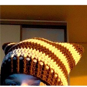 Knitted cat-ears Beanie